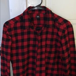 UNIQLO Mens Checkered Flannel Shirt (Red/Black)
